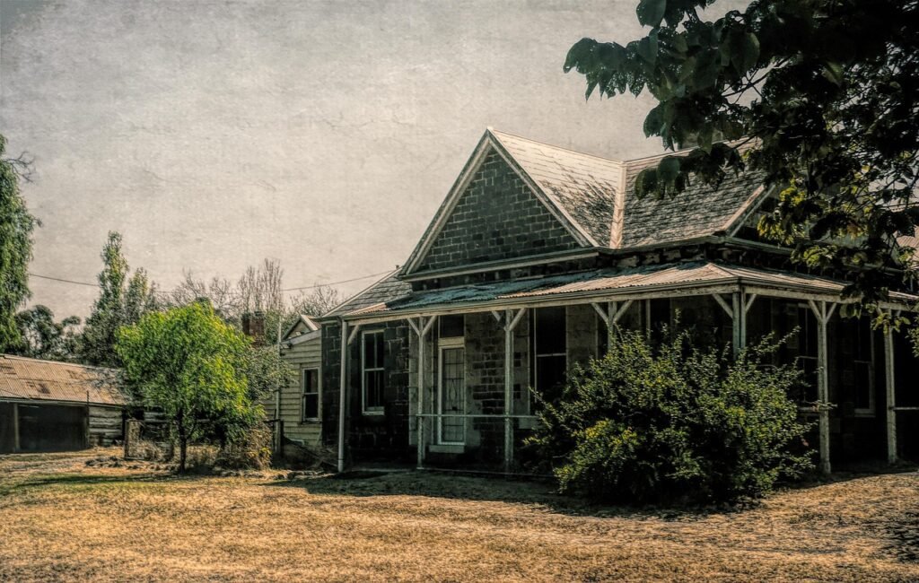 Which Low-Tech Tools Work Best For Off-Grid Food Production?